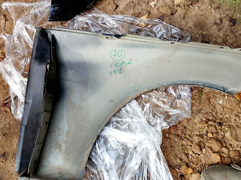 Błotniki błotnik lewy prawy c klasa w204 kolor 197 3 komplety