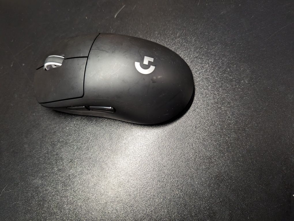 Myszka Logitech g pro superlight