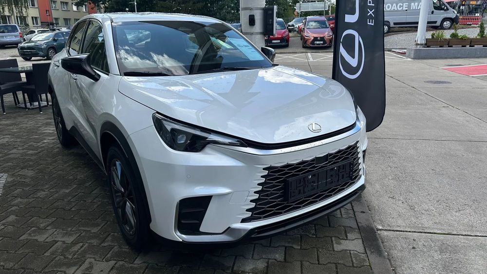 Lexus LBX Elegant+Tech RM26. Zapytaj o inne modele!