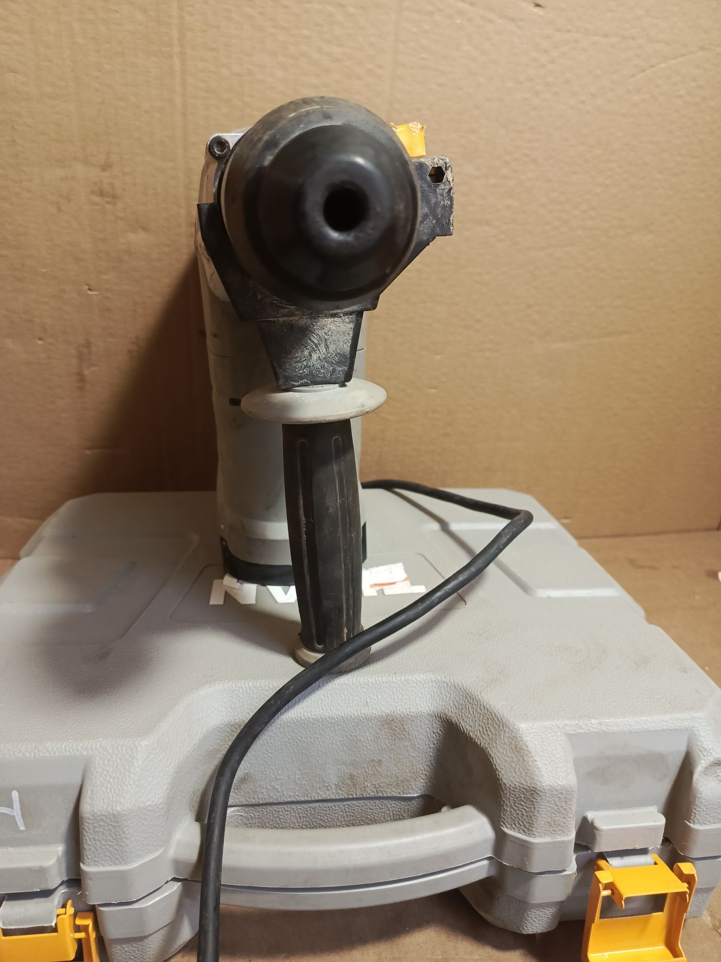 Młotowiertarka SDS plus 1500w.
