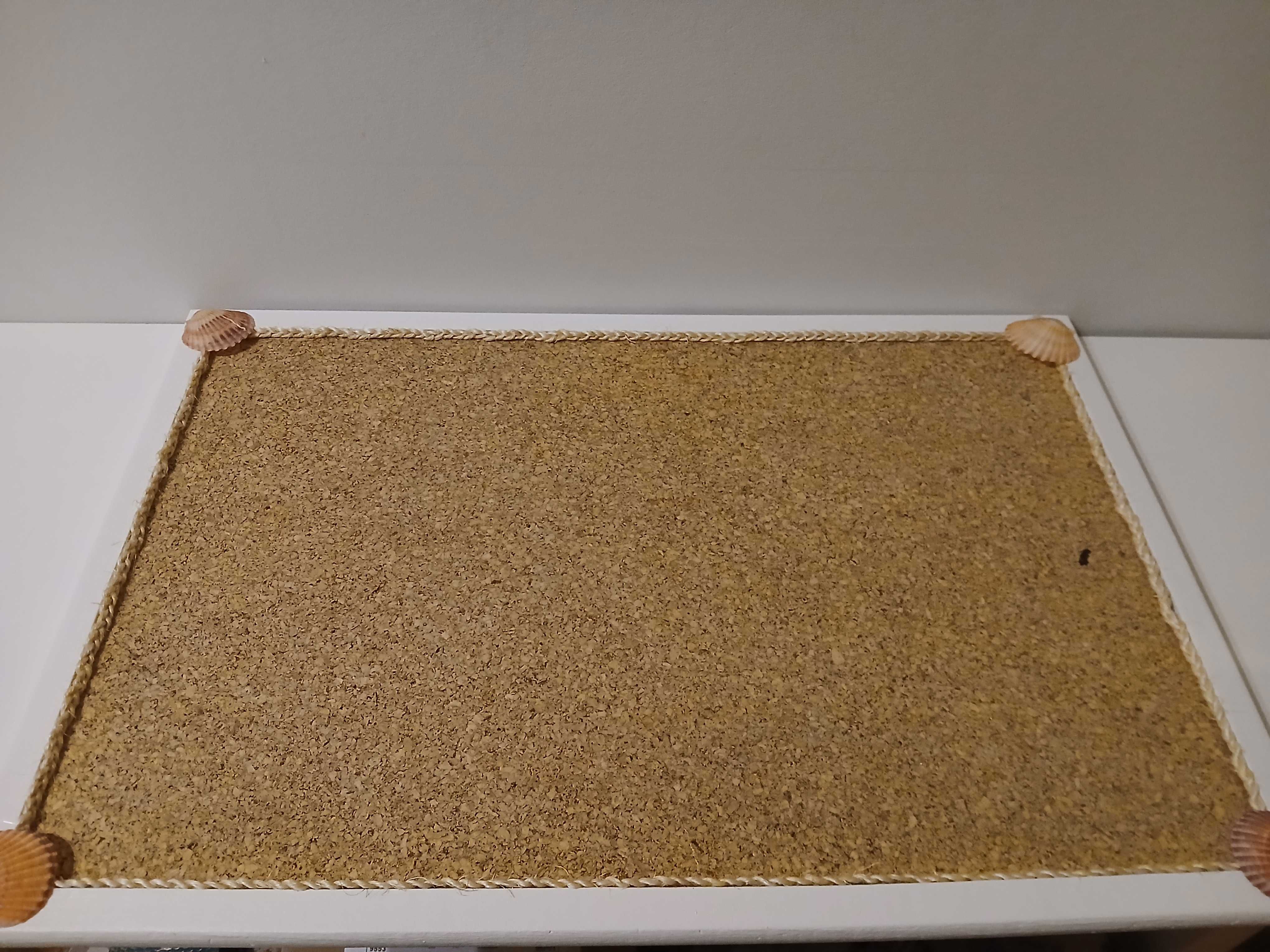 Quadro de cortiça decorado