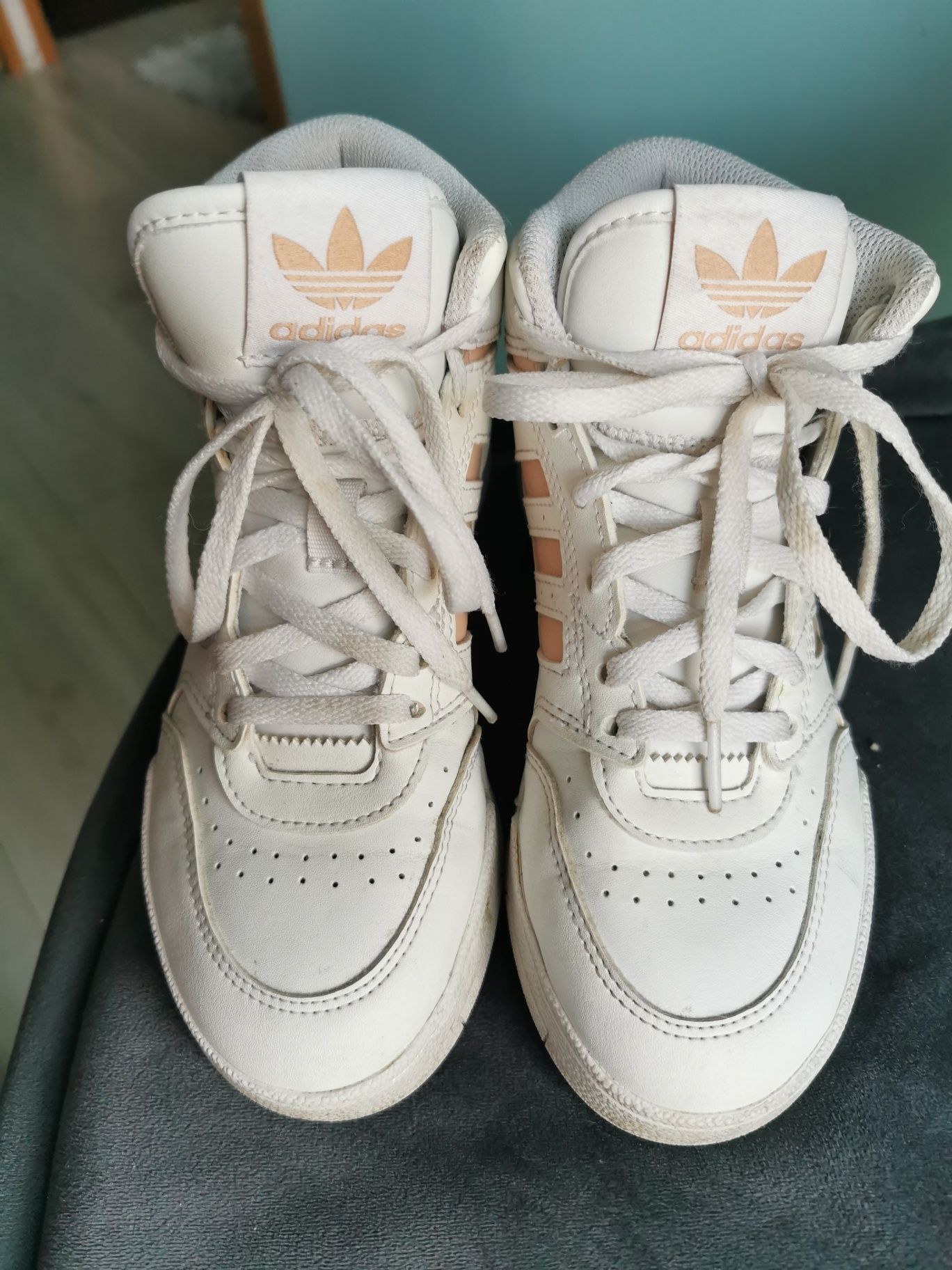Adidas drop step rozmiar 31.5 białe