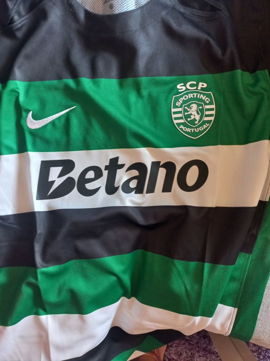 T shirt Sporting a estrear