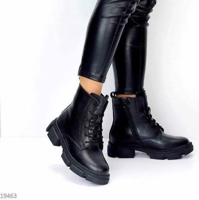 Зимові чоботи ботинки жіночі натуральна шкіра 39 розмір НОВІ