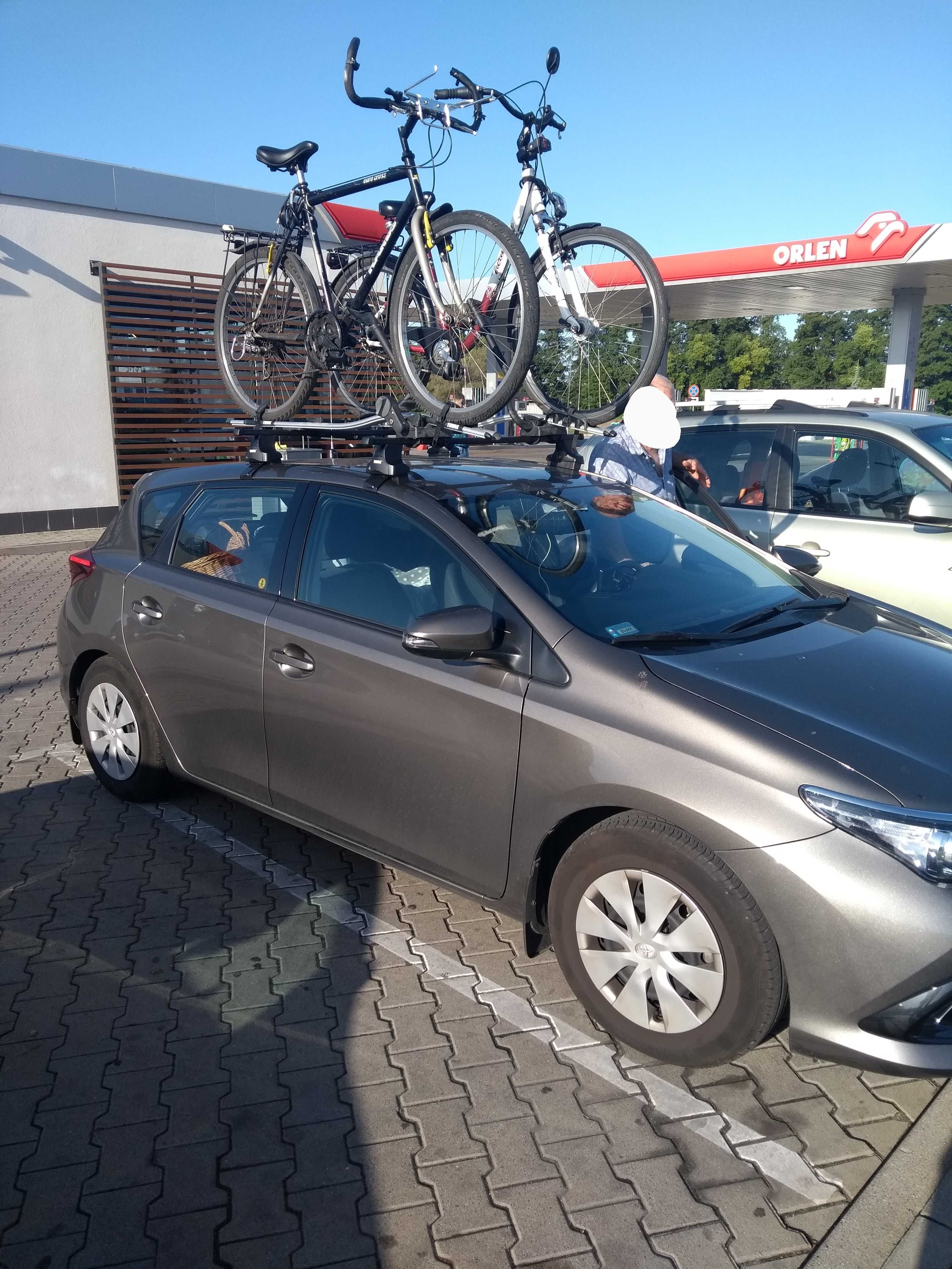 Stopy do bagażnika Toyota auris