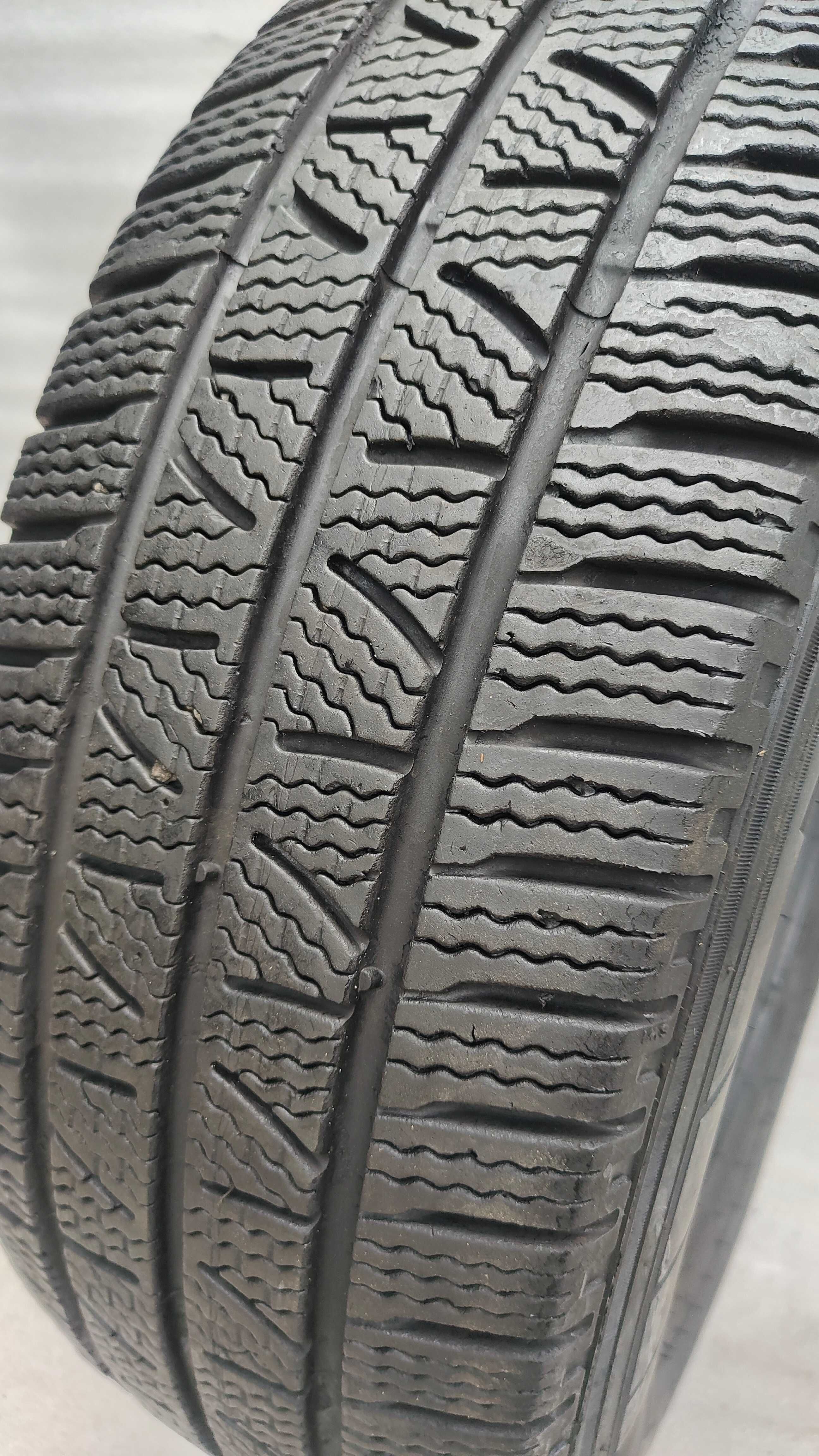 Opona Zimowa 235/65/16C Pirelli Carrier 8,5mm 2022r