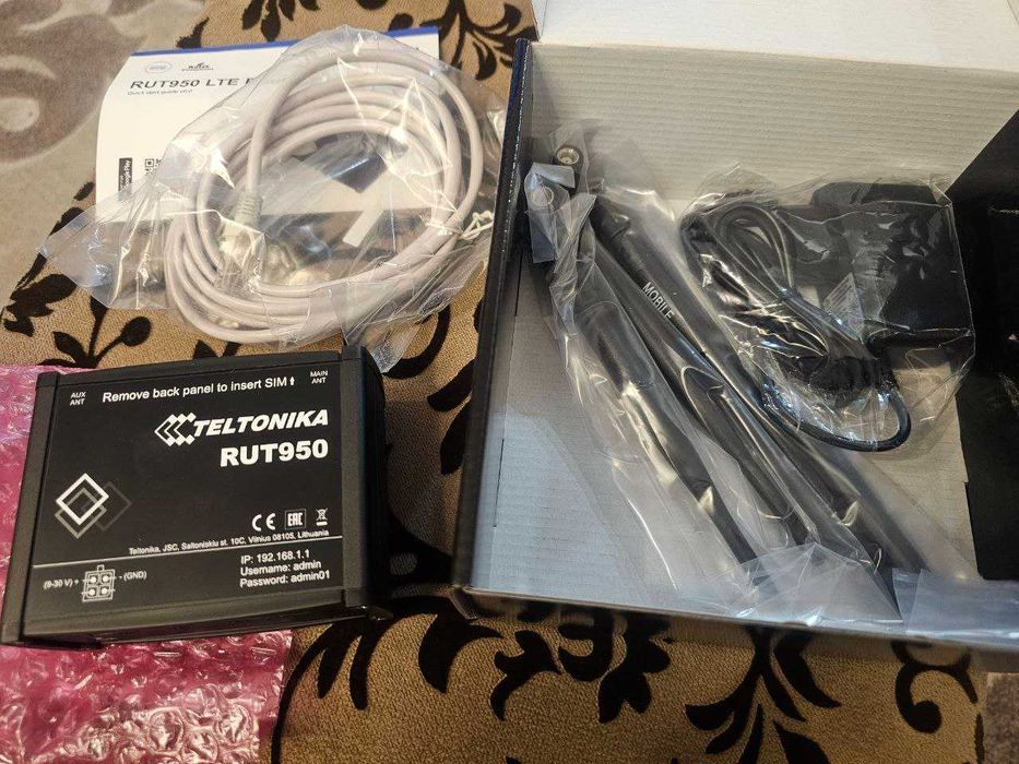 Роутер/Маршрутизатор Teltonika RUT950 WiFi 2G/3G/4G Dual SIM Литва