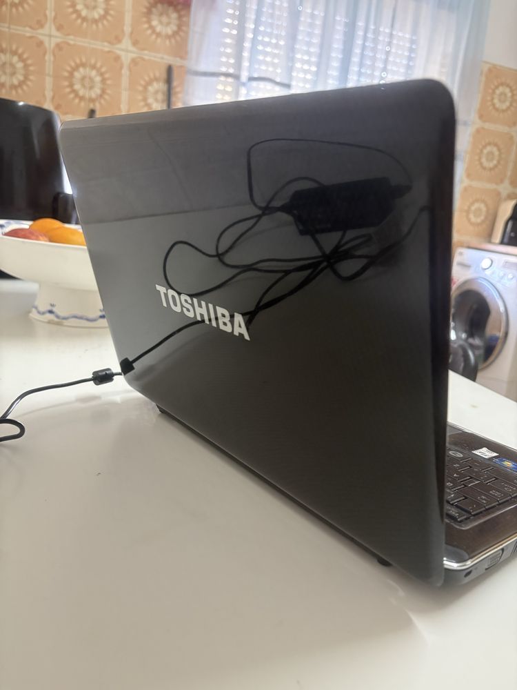 Portátil Toshiba Satellite