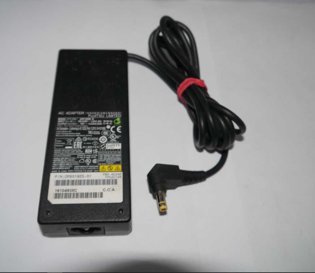 Zasilacz FUJITSU LIMITED 19V 4,22A 80W wtyk 5,5mm x 2,5mm