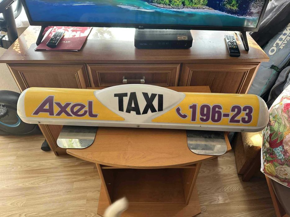 AXEL Lampa Kogut Taxi