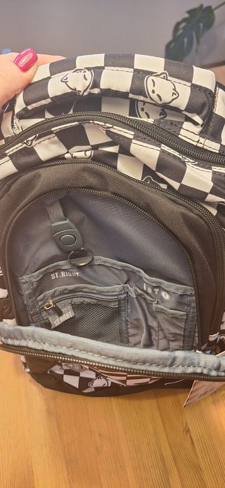 Nowy plecak szkolny młodzieżowy St. Right Chess Cats 3-komorowy 20L