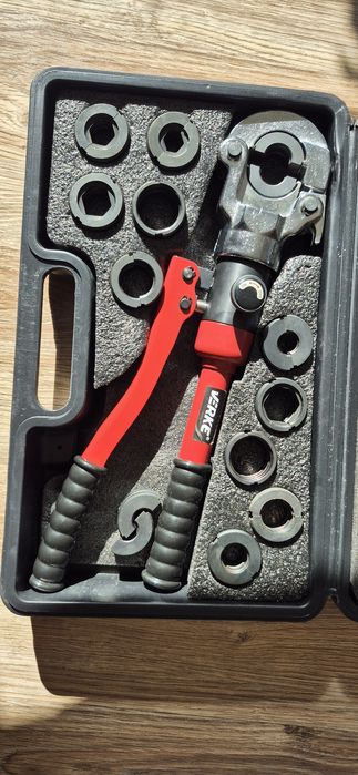 Zaciskarka hydrauliczna ręczna 12T PEX PERT U 16-32 + matryce
