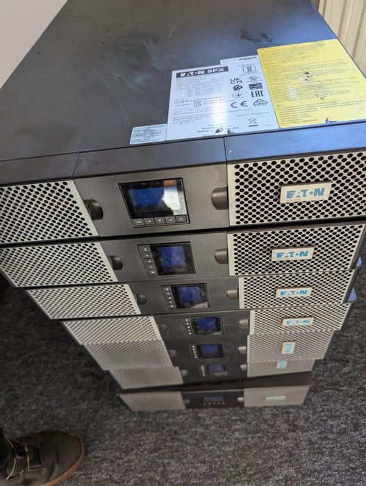 Zasilacz awaryjny UPS Eaton 9PX 3000 EBM