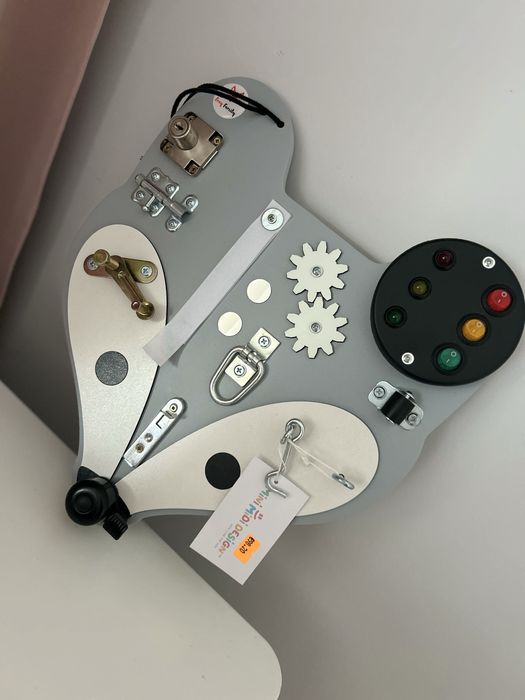 Tablica manipulacyjna Foxy Family