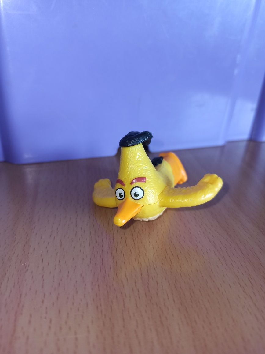Figurka Angry Birds z katapultą