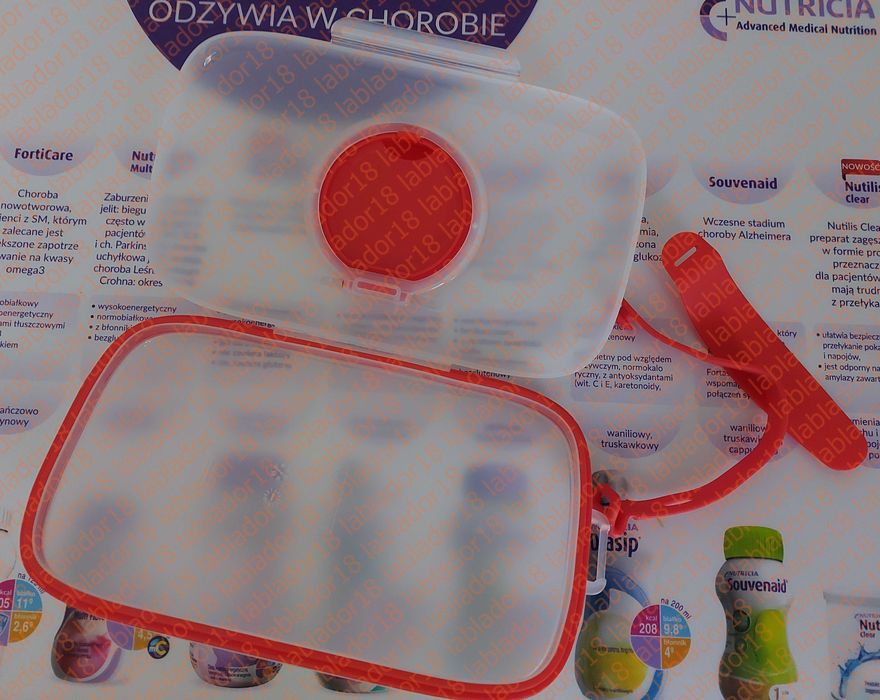 Pudełko pojemnik na chusteczki Skipi hop