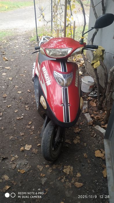 Продам мопед нормальное состояние.