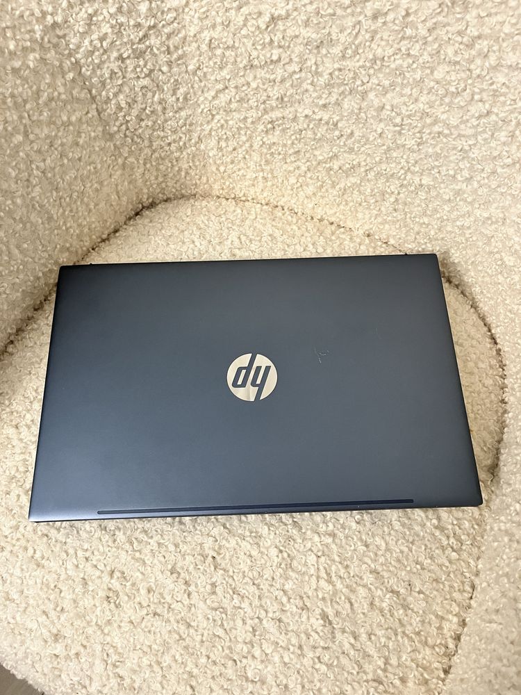 Hp pavilion 15 ryzen5 5500u 16ram 15.6” FHDips