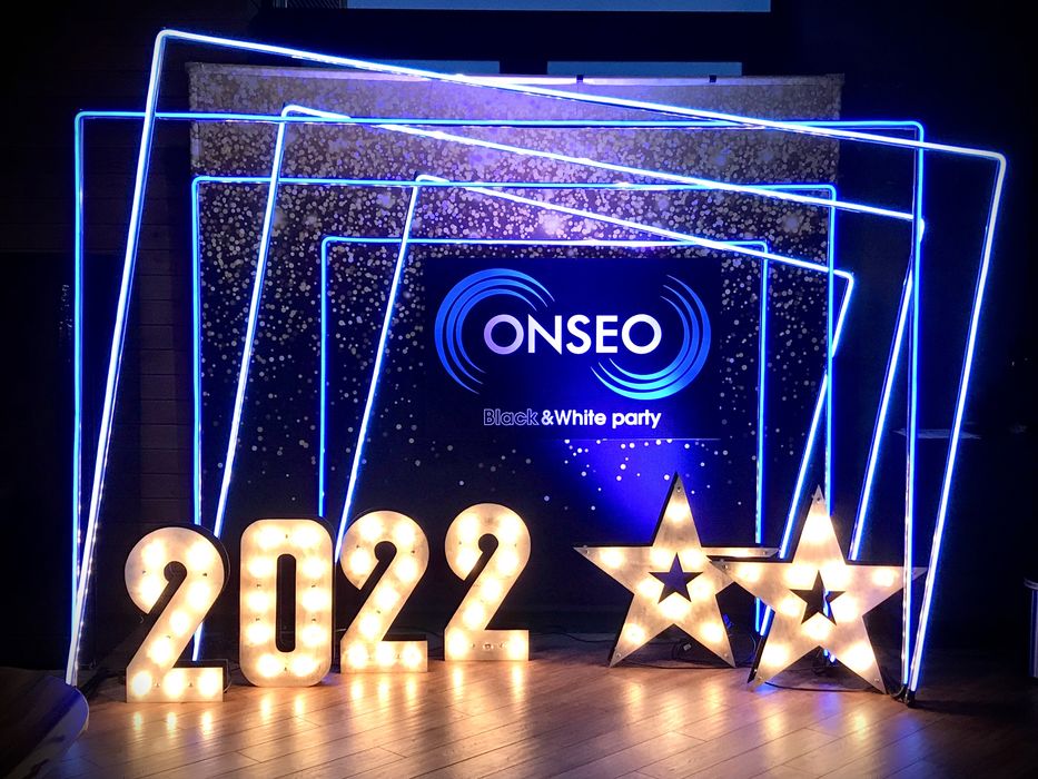 ФОТОЗОНА випускний 8000грн ТУНЕЛЬ неоновая новый год