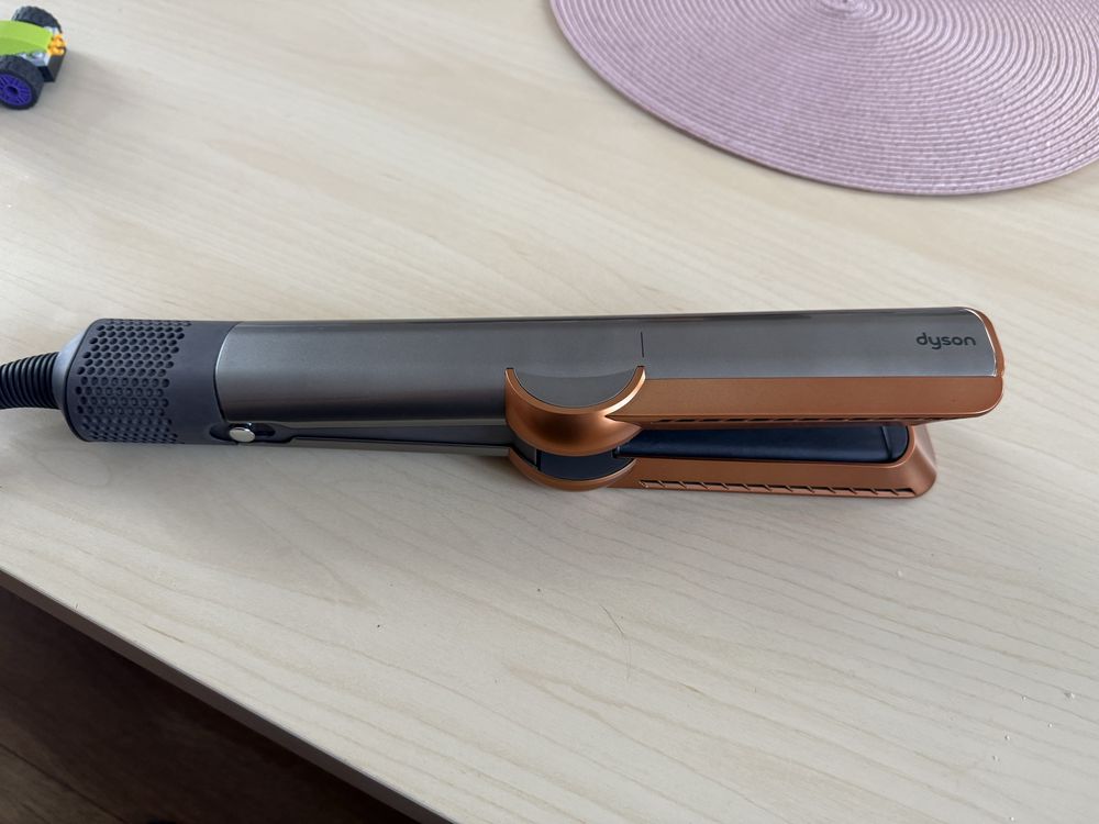 Dyson airstrait prostownico/suszarka