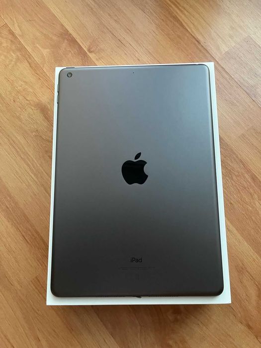 iPad 9 gen, 64 GB Wi-Fi, space gray, zakup 04.04.2023