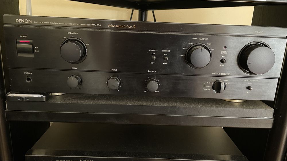 Amplificador Denon PMA-560