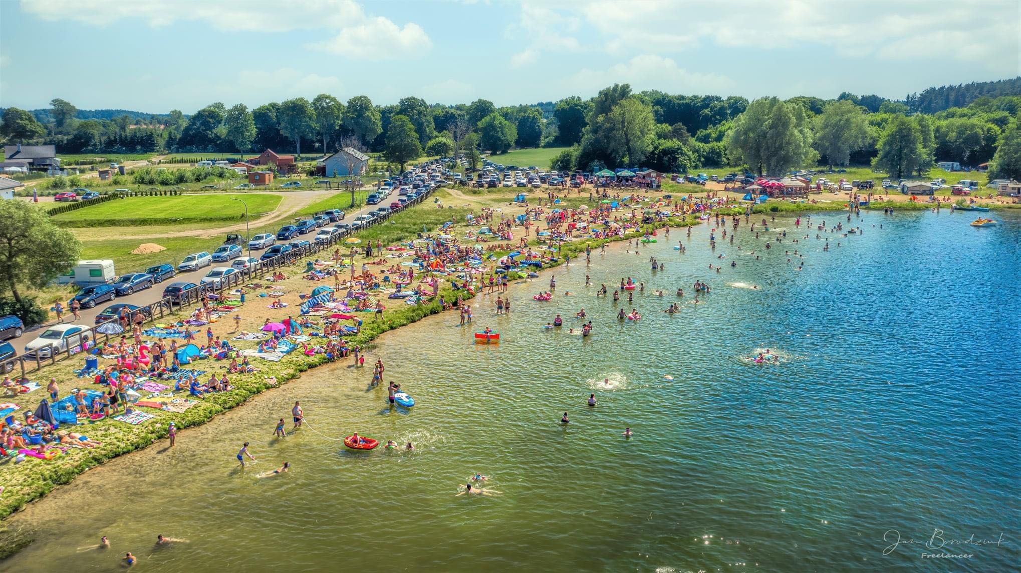 Domek z kominkiem i balią na Mazurach nad jeziorem do wynajęcia MAZURY