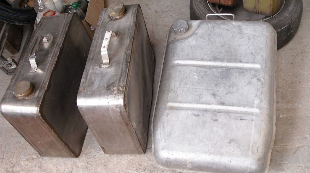 канистры нержавейка, алюминий. пищевая 30л. 28л.