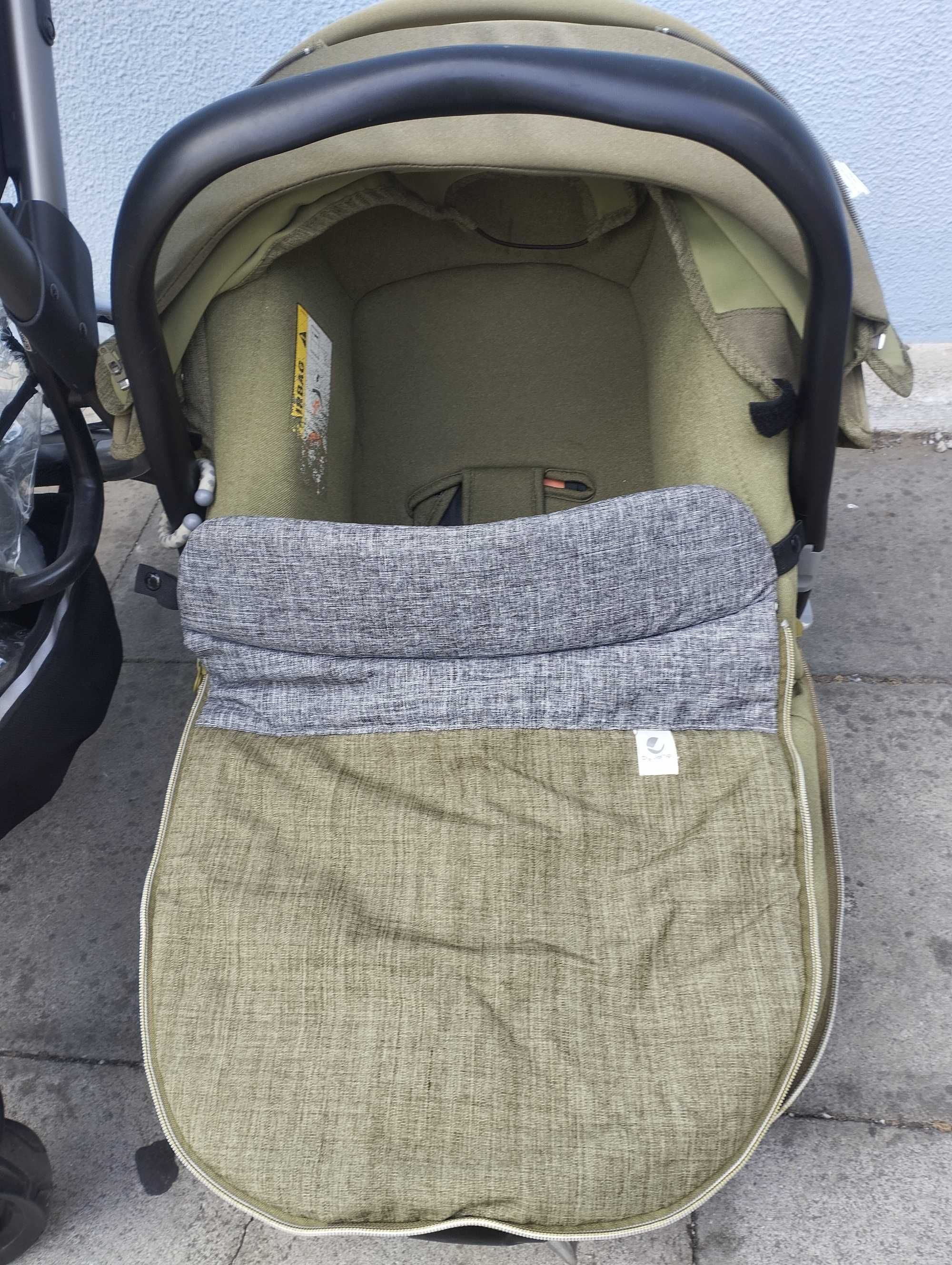 Carrinho bebé trio com isofix