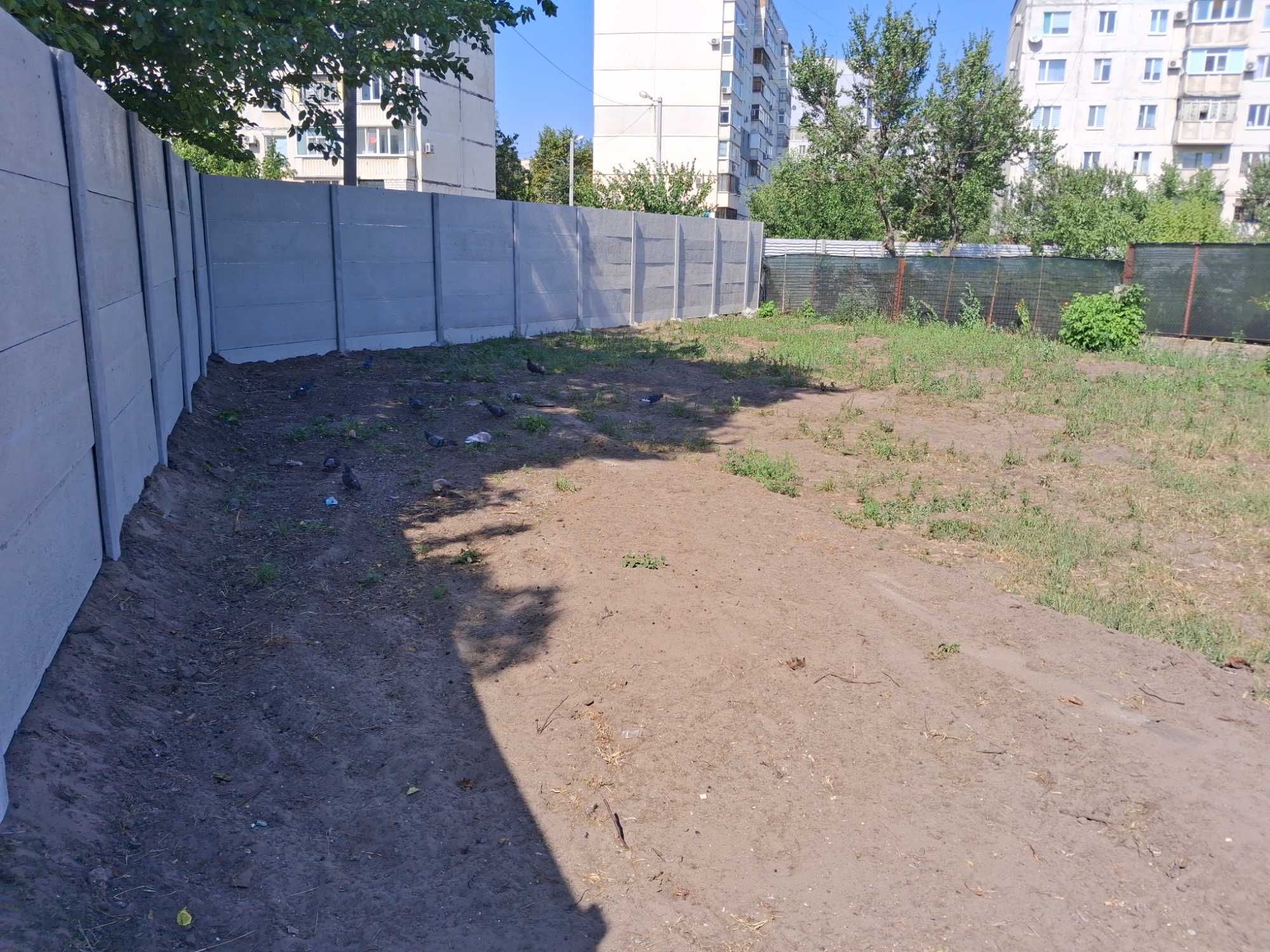 Цегляний будинок в центрі Раківки