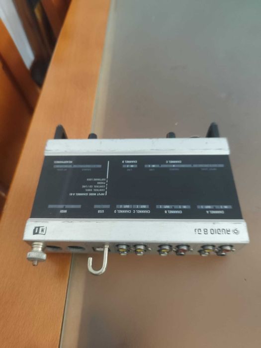 Aparelho Traktor audio 8