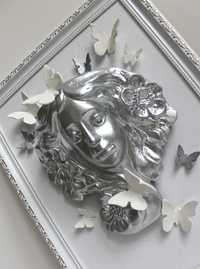 kobieta motyle obraz biało-srebrny