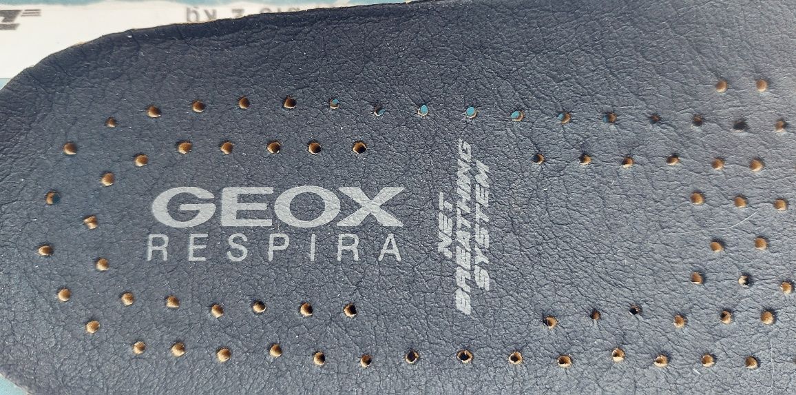 Новые кроссовки GEOX U Nebula B 39p. для юношей оригинал