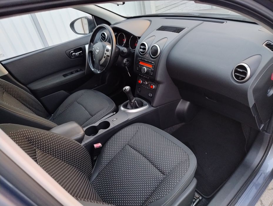 Qashqai +2 1.6 Benz Klima 7 osób Panorama z Niemiec