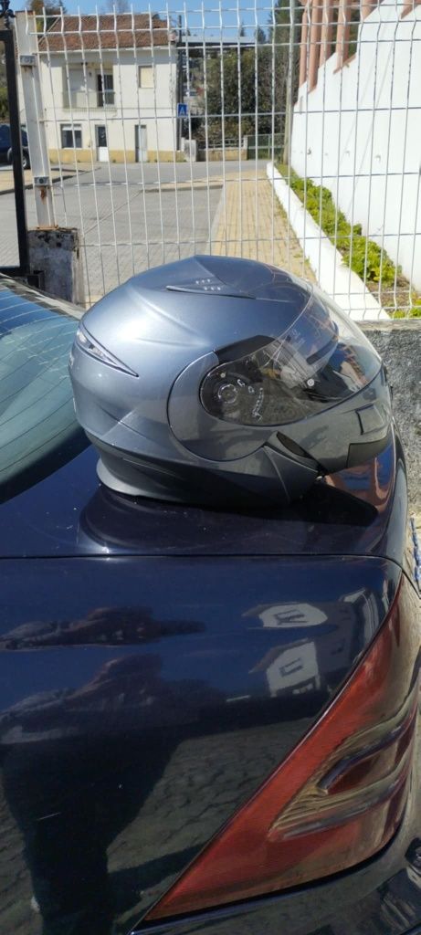 Capacete modular