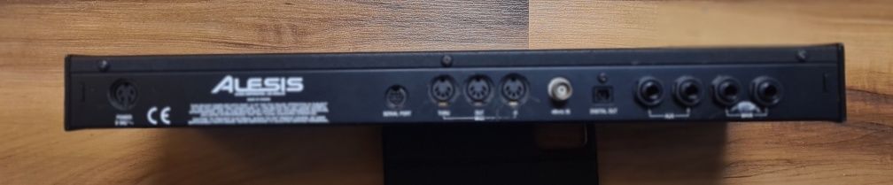 Moduł Alesis QSR