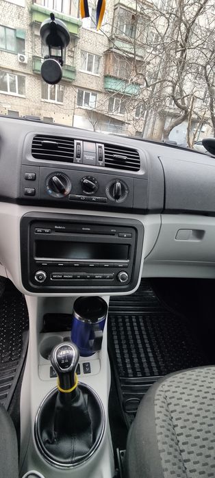 Продам Шкода фабія 2010