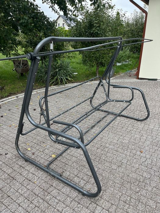 Duża huśtawka ogrodowa z opcją rozłożenia