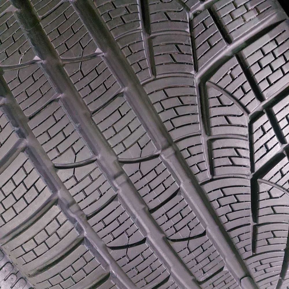 265/35/19 R19 Pirelli Sottozero Winter 240 4шт зима