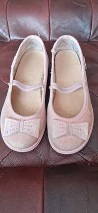 Baleriny pantofle różowe Befado 27