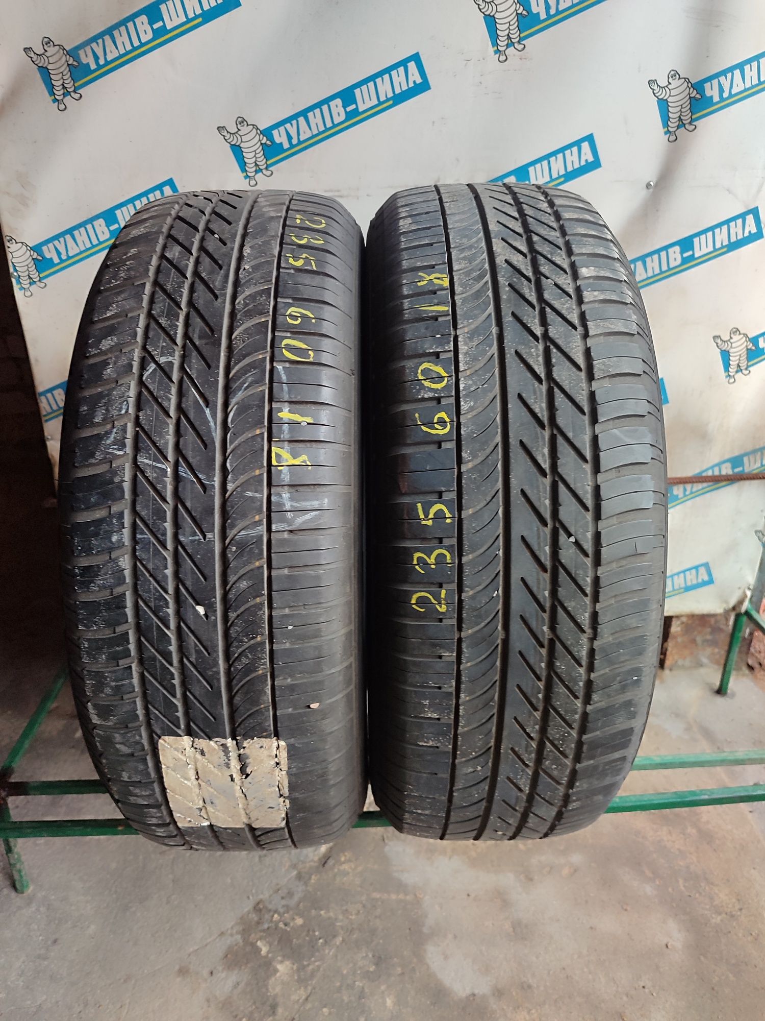 Шини goodyear 235/60 r18 . 19-й рік
