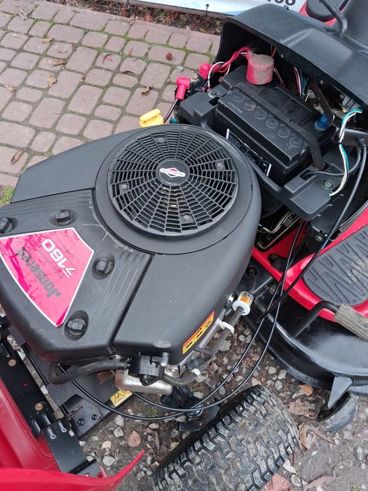 Kosiarka traktorek Jonsered b&s v-tvin 18km, pompa