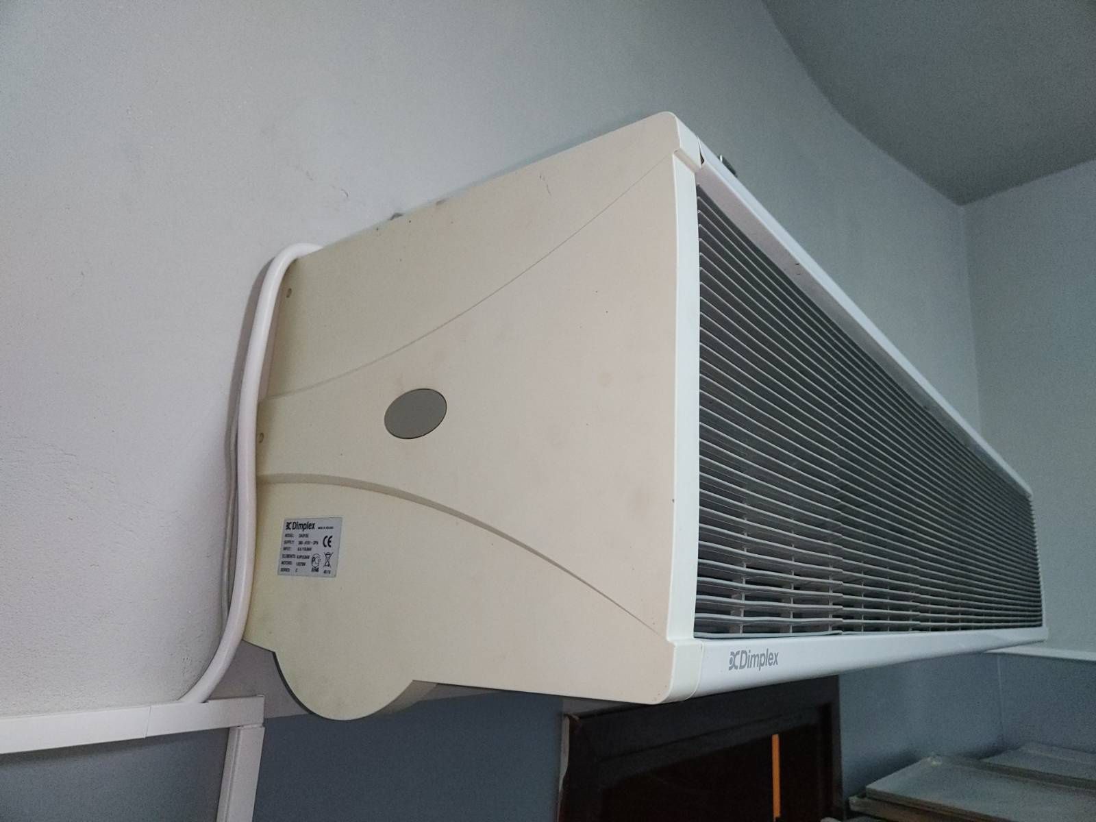 Elektryczna kurtyna powietrzna Dimplex DAB15E