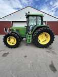 Ciagnik rolniczy John Deere 6900