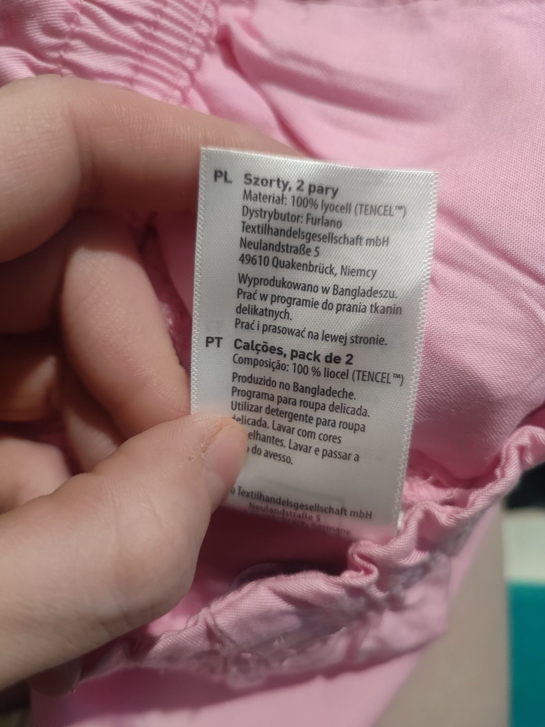 Nowe różowe szorty z kokardką Pocopiano 98