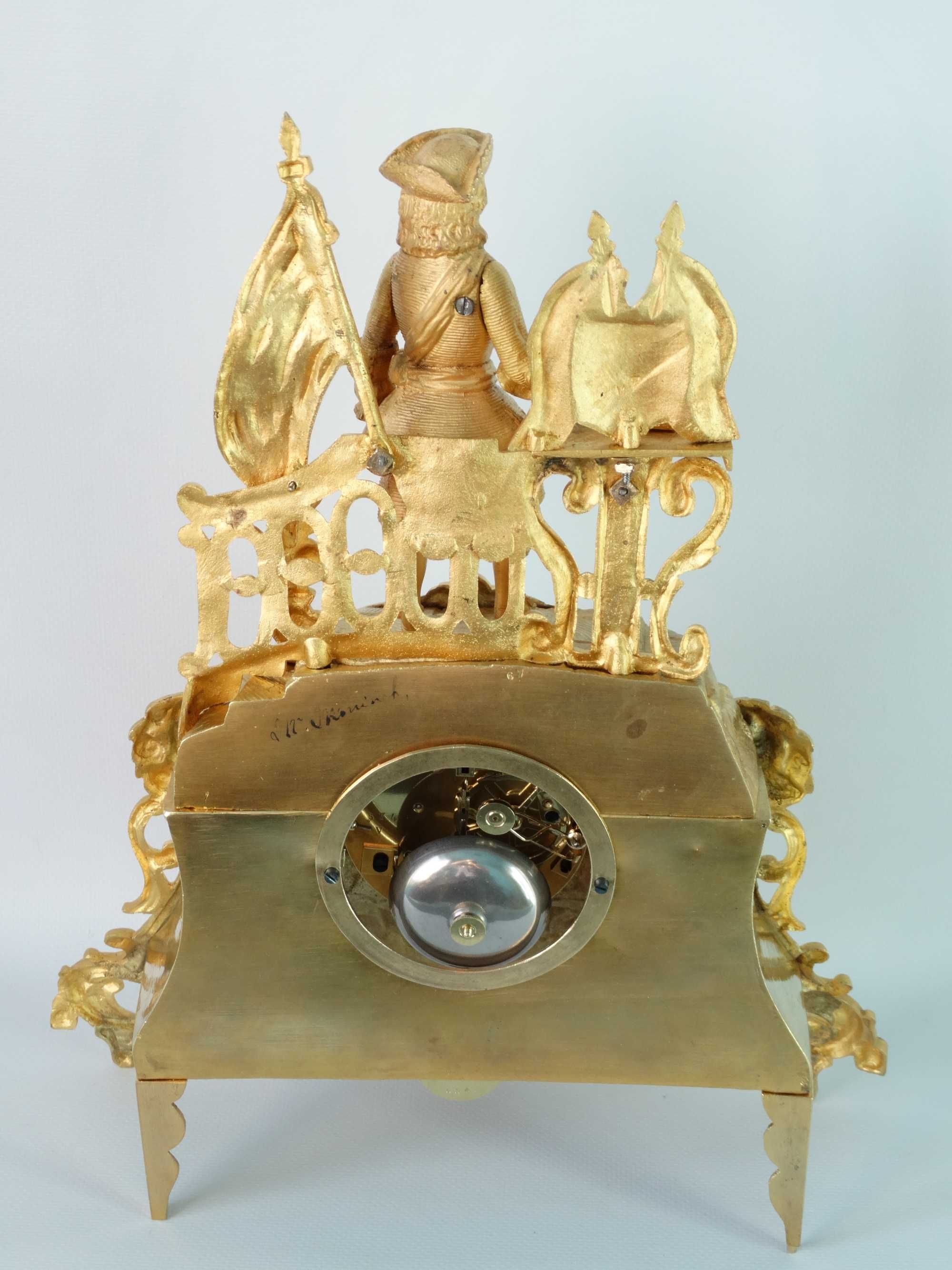 Камінний бронзовий годинник з королем Людовіком XIV каминные часы