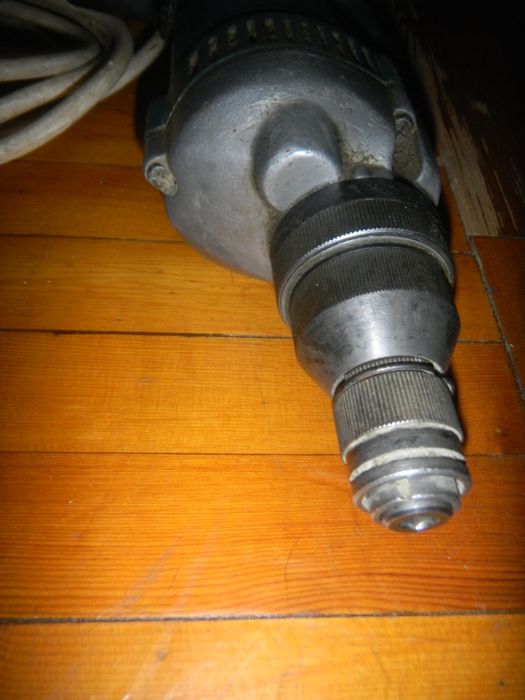 Шуруповерт Makita 6827 винтоверт сетевой