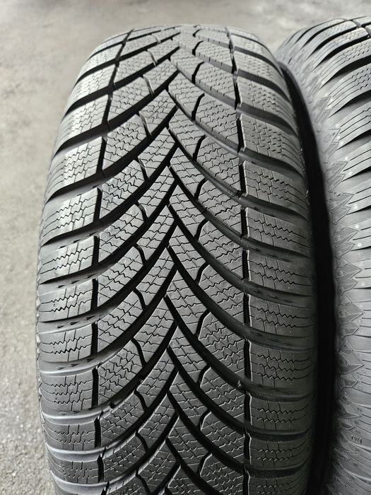 Kpl Opon Zimowe Semperit Speed-Grip 5 215.70.16 100T Rok 2024