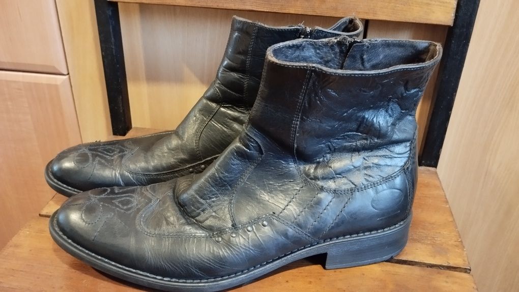 Кожаные новые мужские ботинки козаки полуботинки  оригинал обувь