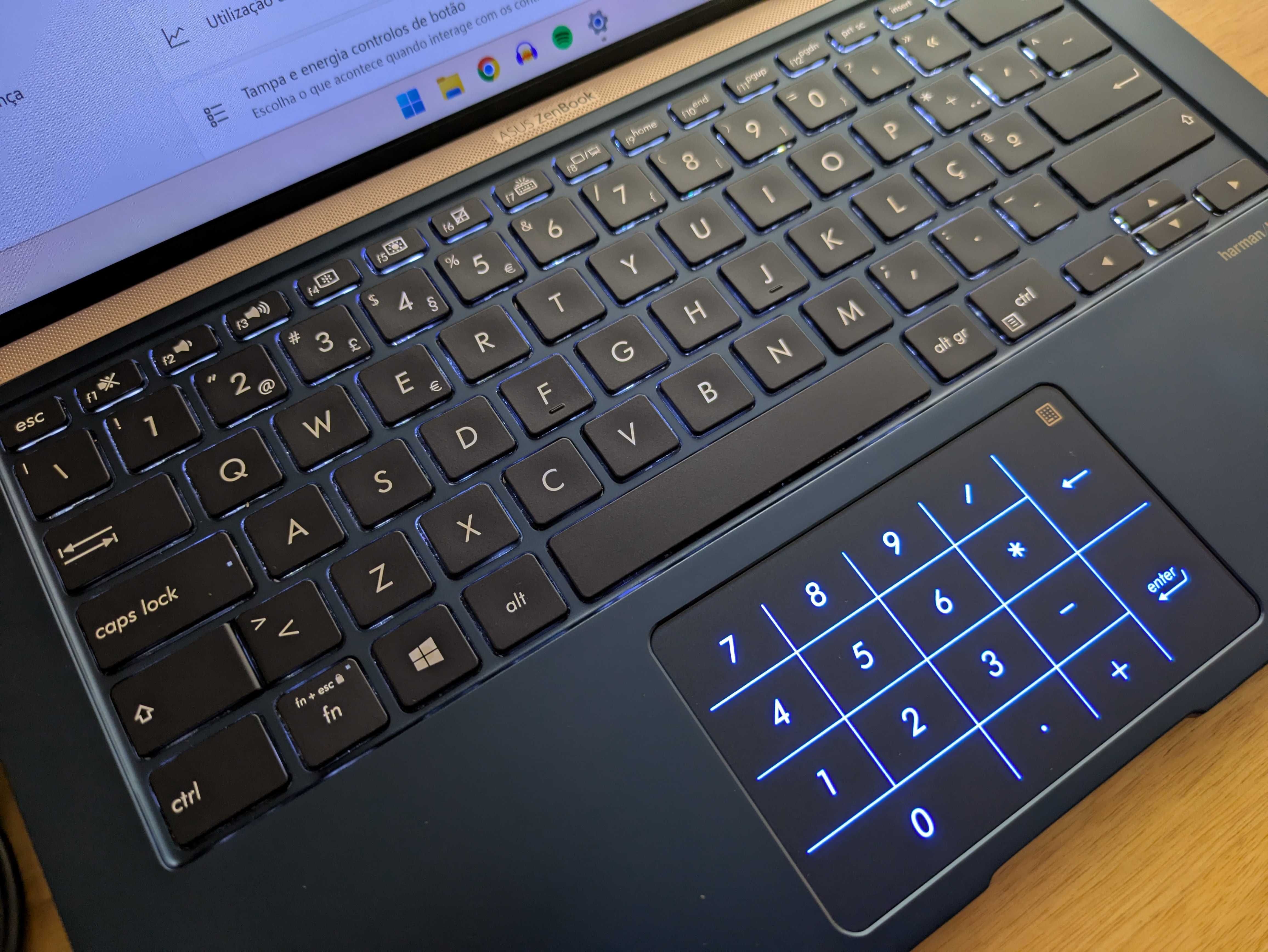 Asus ZenBook UX433F em muito bom estado